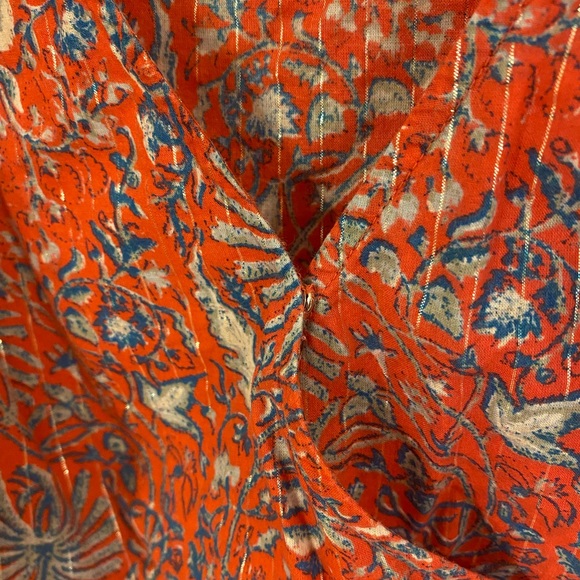 Pretty Lucky Brand cold shoulder top: M - Picture 2 of 7